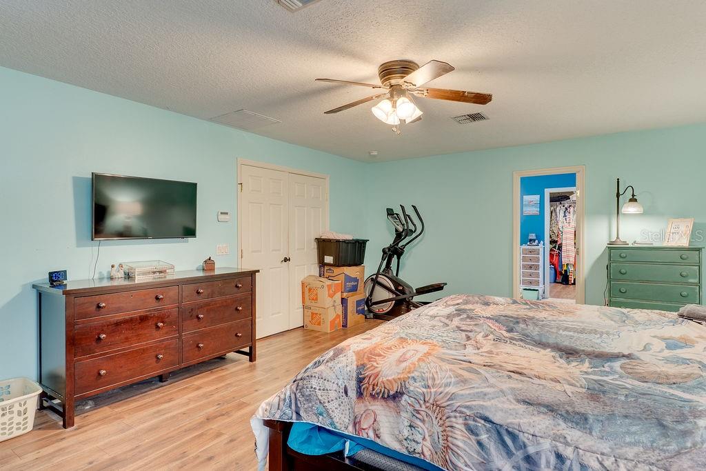 Image 17 of 32 For 349 Verdi Street