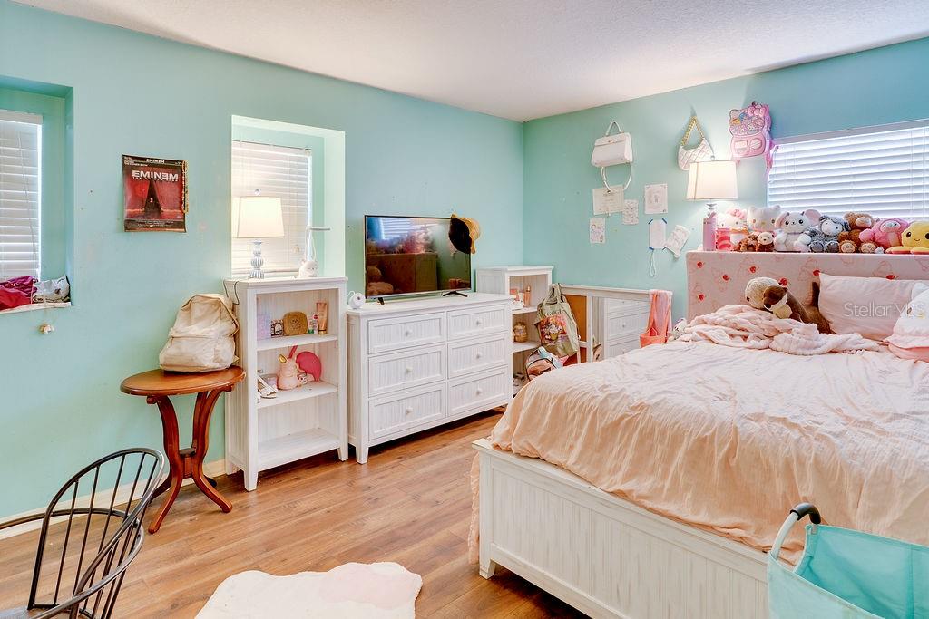 Image 25 of 32 For 349 Verdi Street