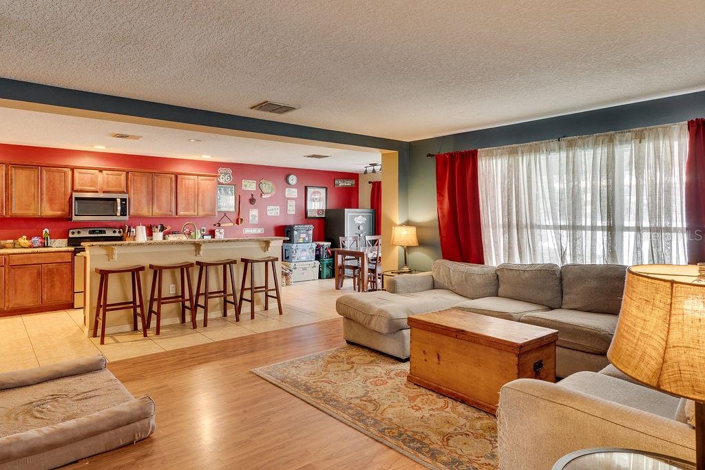 Image 5 of 32 For 349 Verdi Street