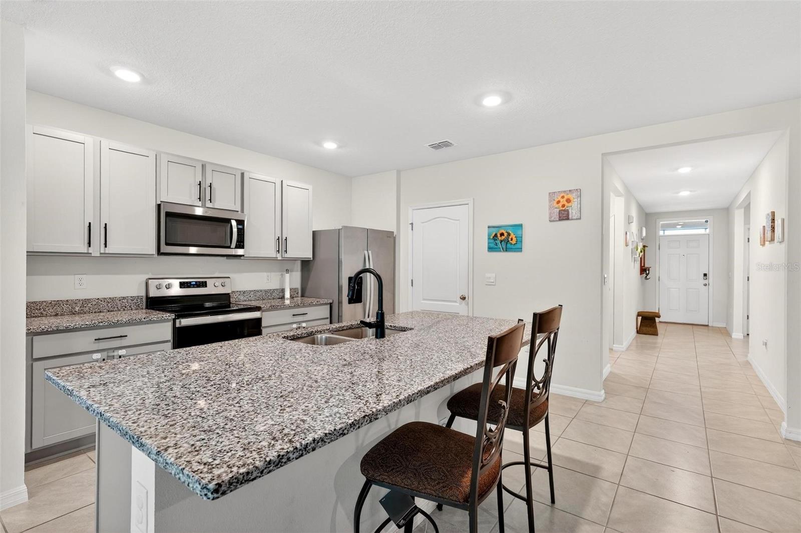 Image 14 of 48 For 3007 Staten Drive