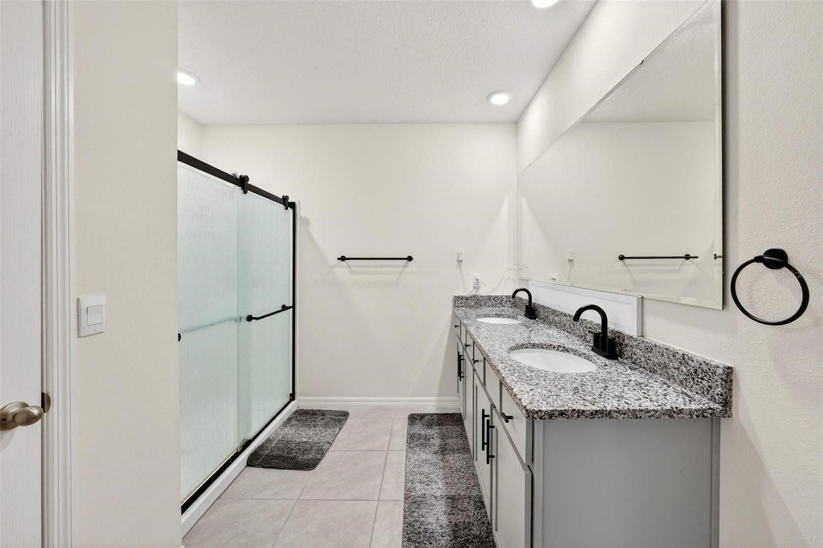 Image 27 of 48 For 3007 Staten Drive