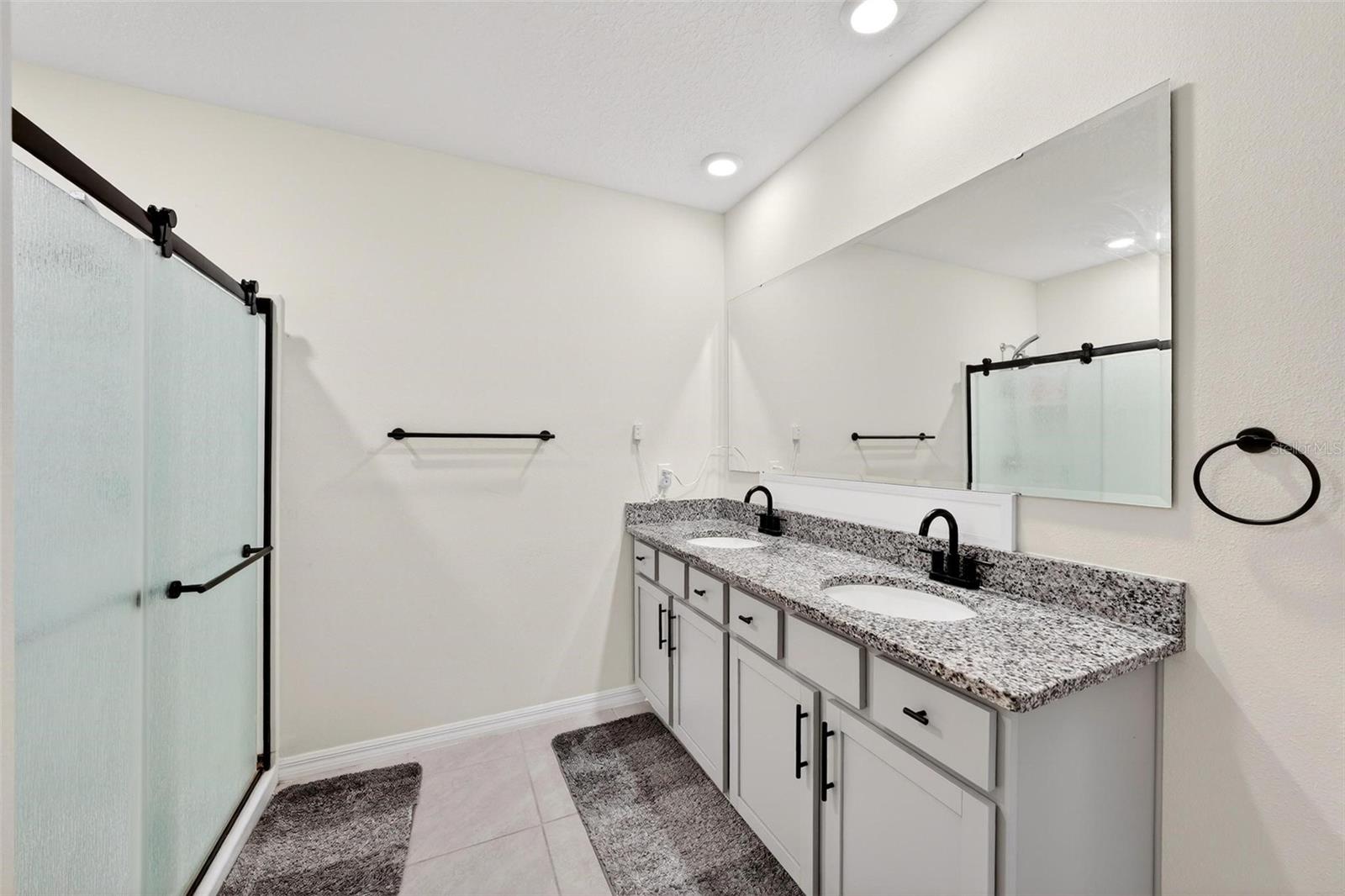 Image 28 of 48 For 3007 Staten Drive