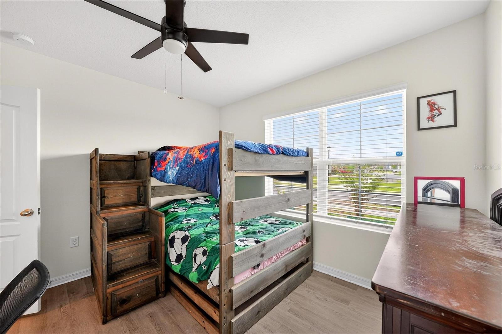 Image 40 of 48 For 3007 Staten Drive