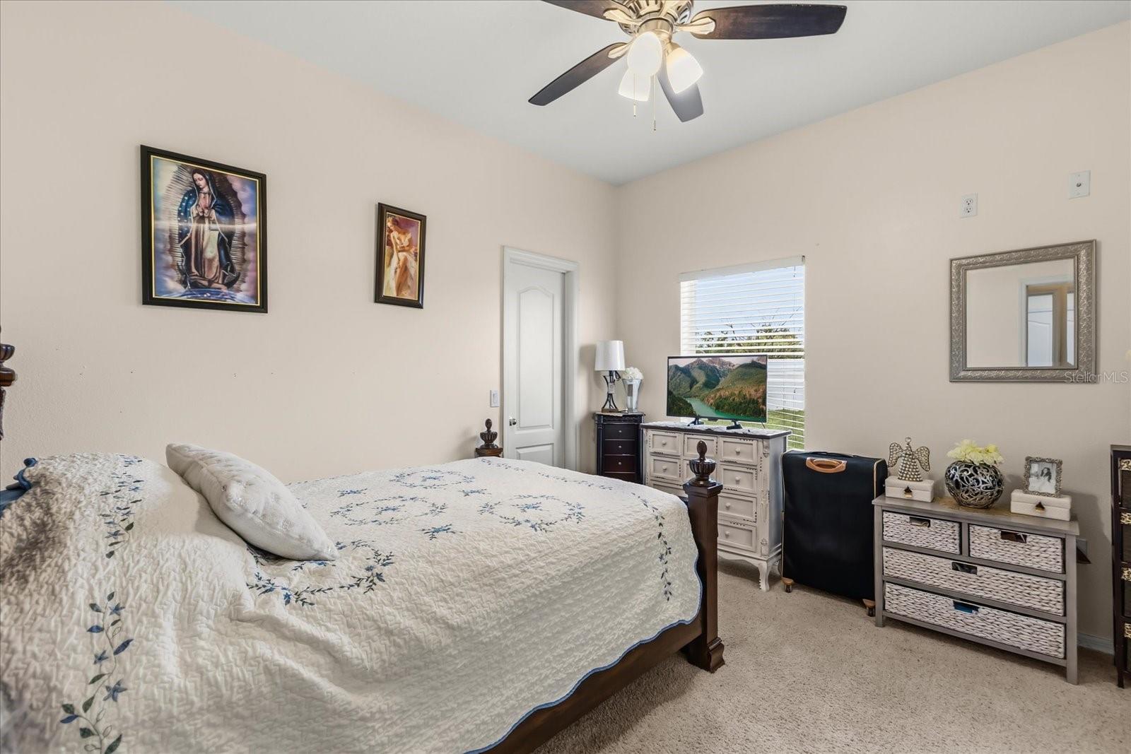 Image 23 of 40 For 3878 Wood Thrush Drive