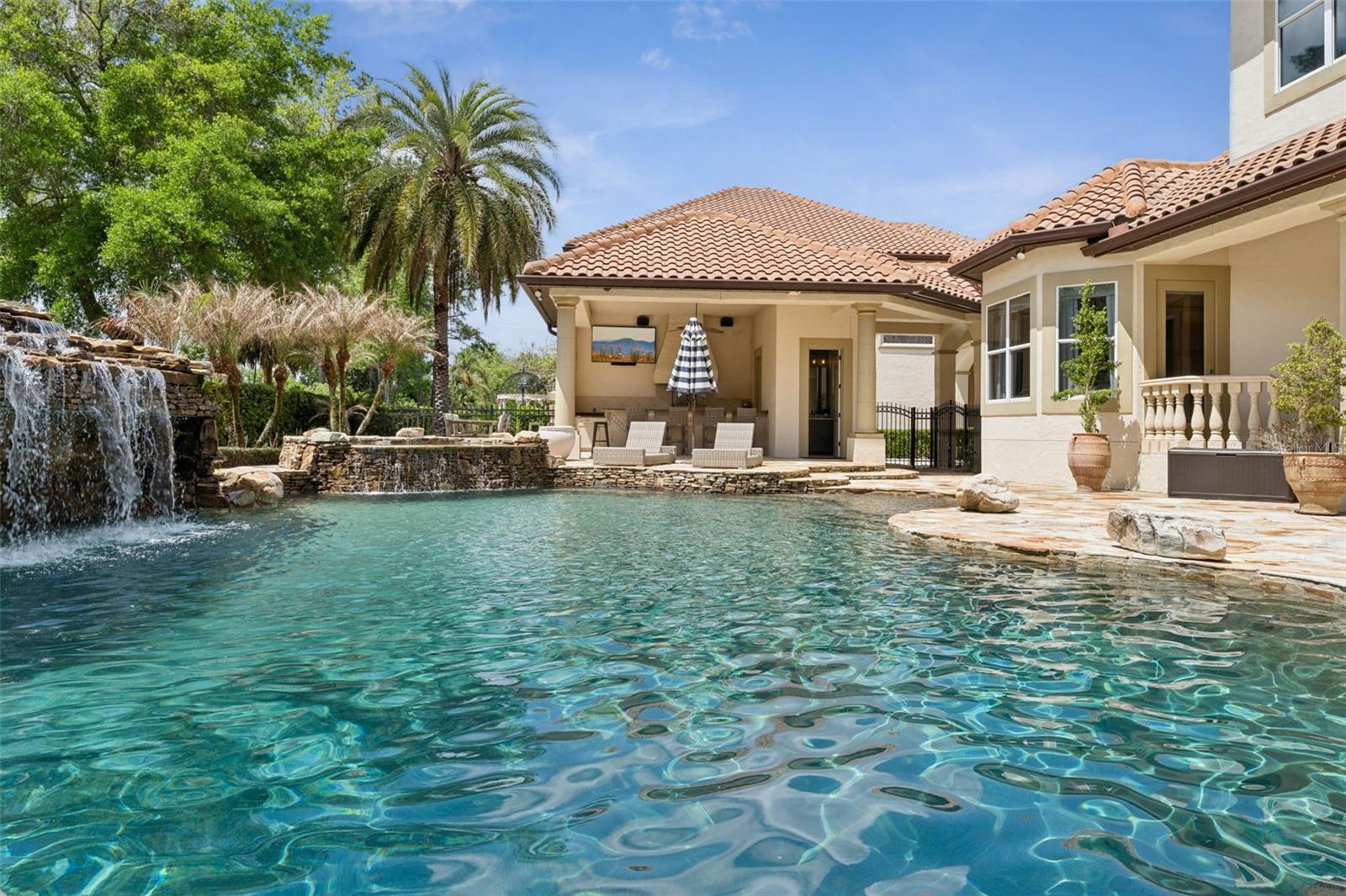 Listing photo id 17 for 3545 Legacy Hills Court