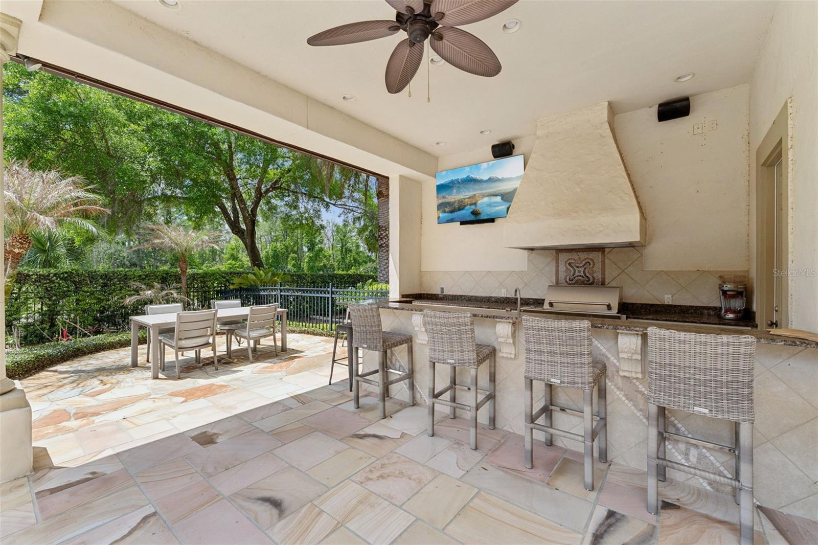 Listing photo id 22 for 3545 Legacy Hills Court