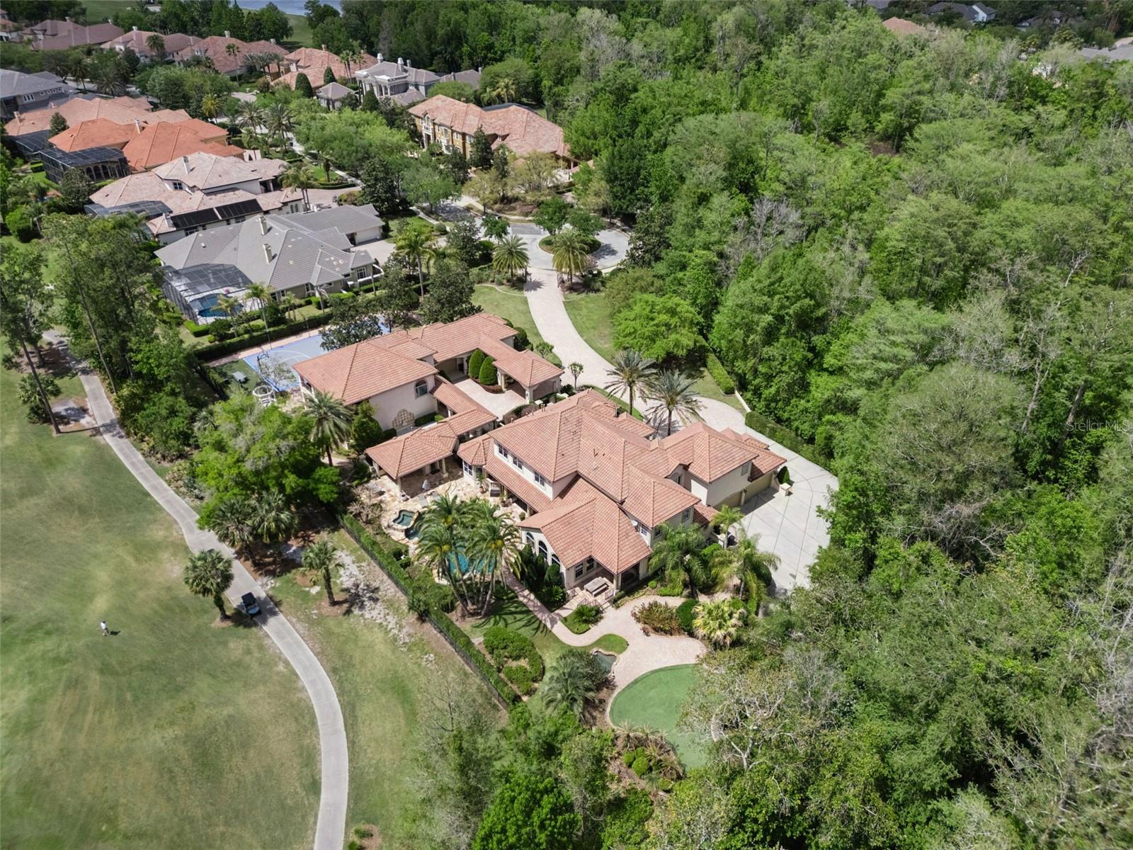 Listing photo id 3 for 3545 Legacy Hills Court