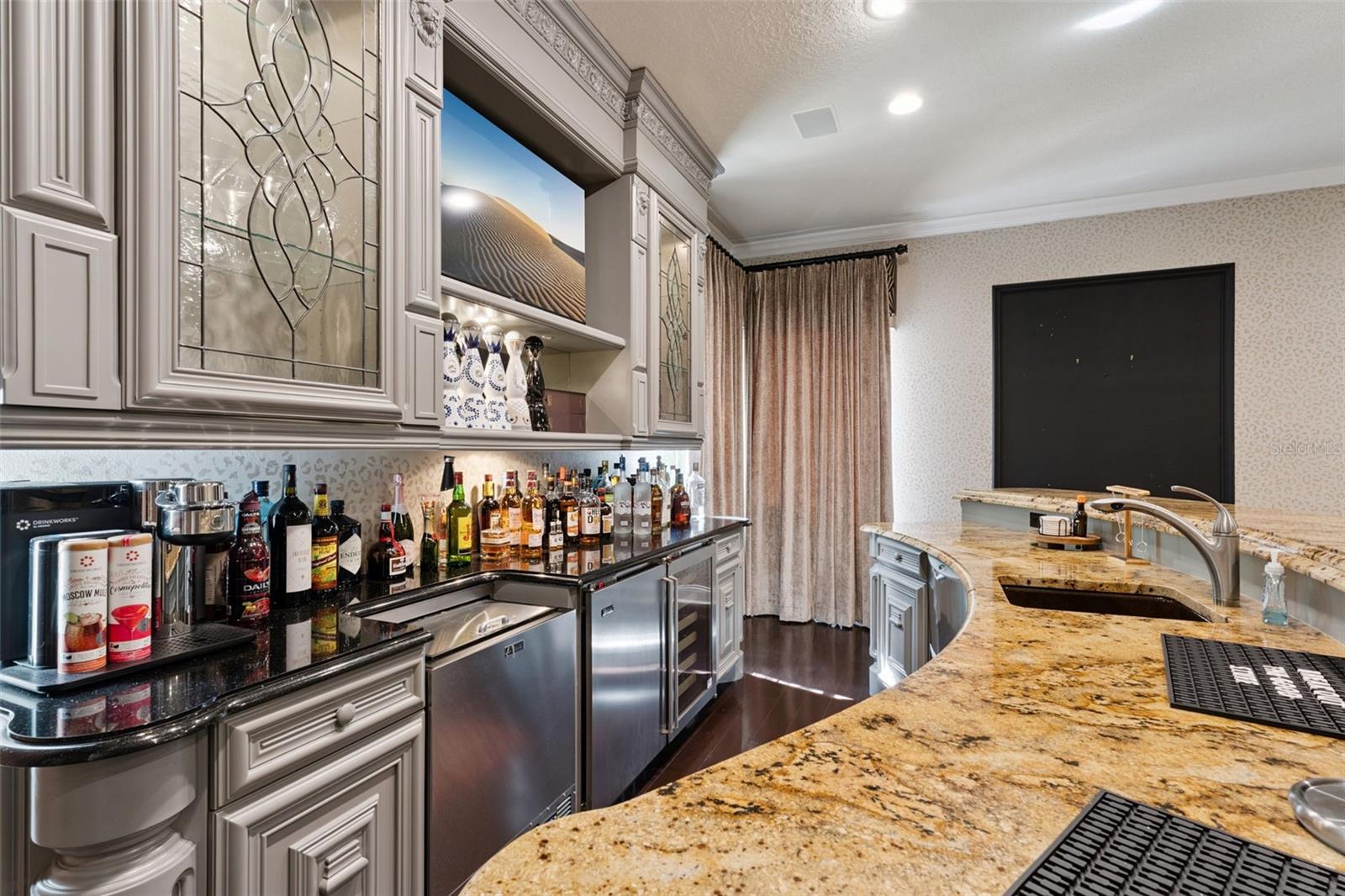 Listing photo id 54 for 3545 Legacy Hills Court