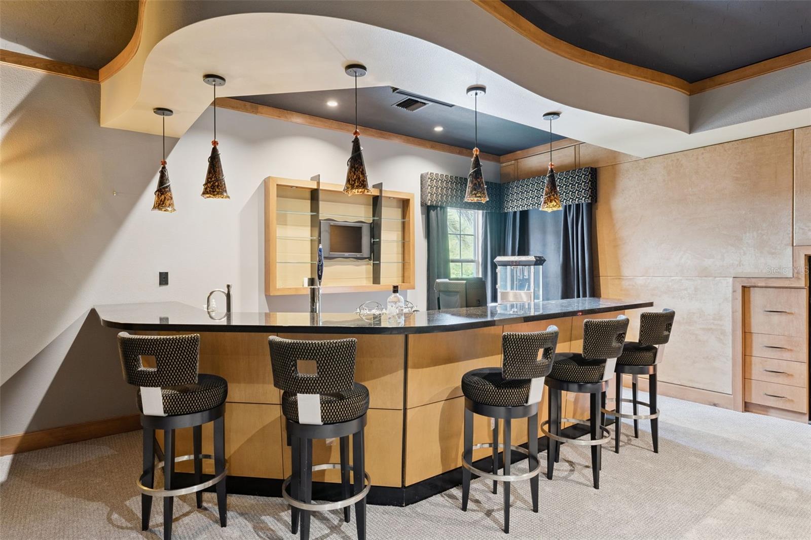 Listing photo id 58 for 3545 Legacy Hills Court