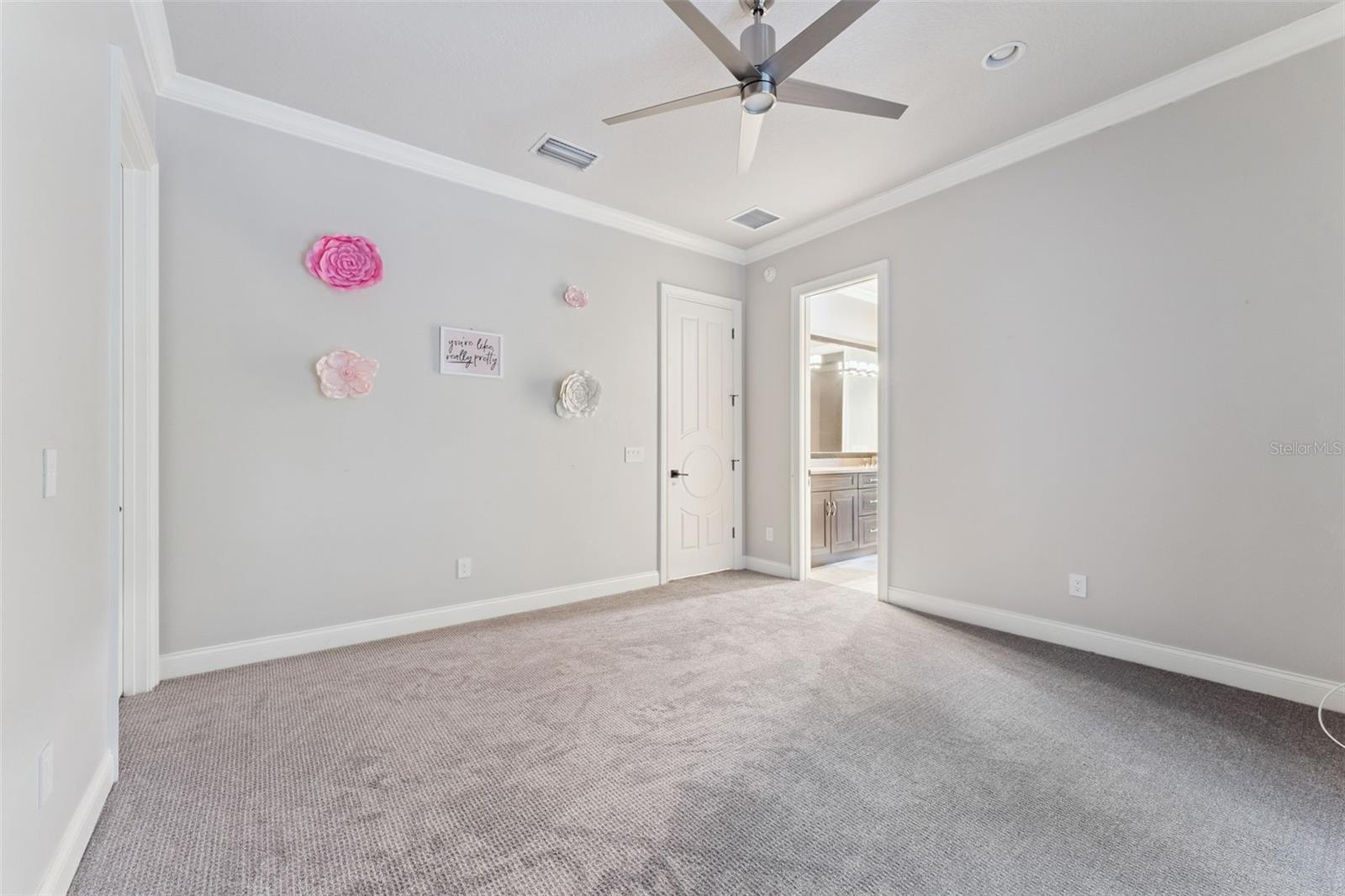 Listing photo id 62 for 3545 Legacy Hills Court