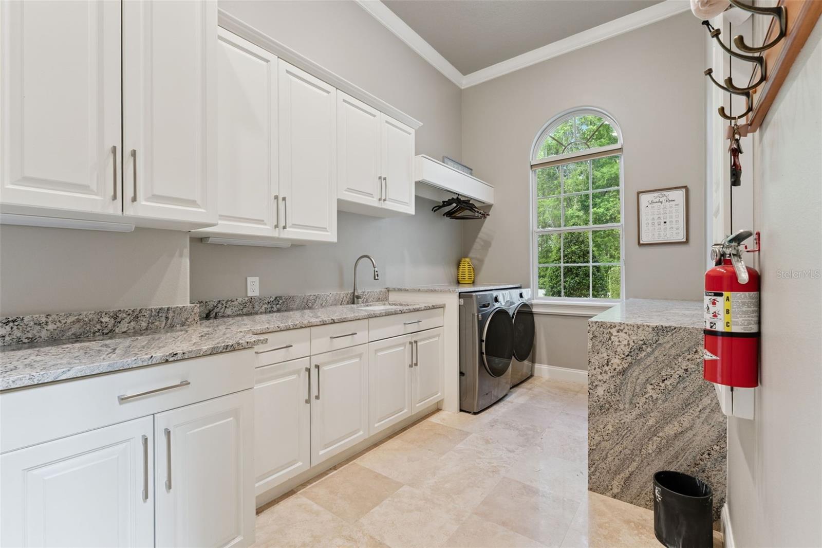 Listing photo id 71 for 3545 Legacy Hills Court