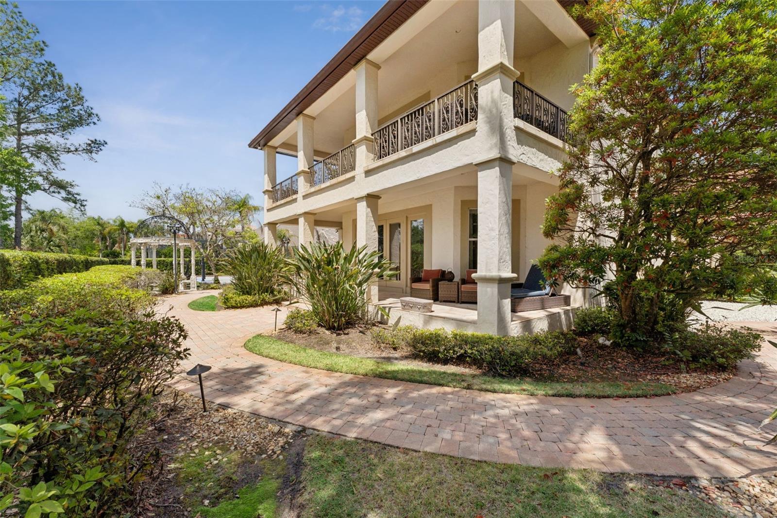 Listing photo id 75 for 3545 Legacy Hills Court