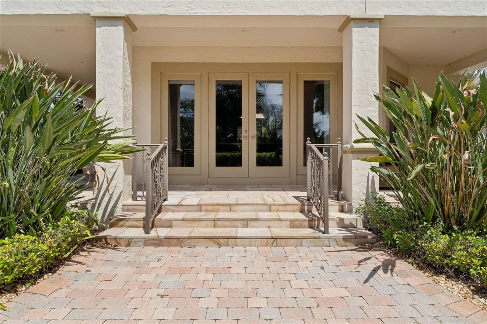 Listing photo id 76 for 3545 Legacy Hills Court