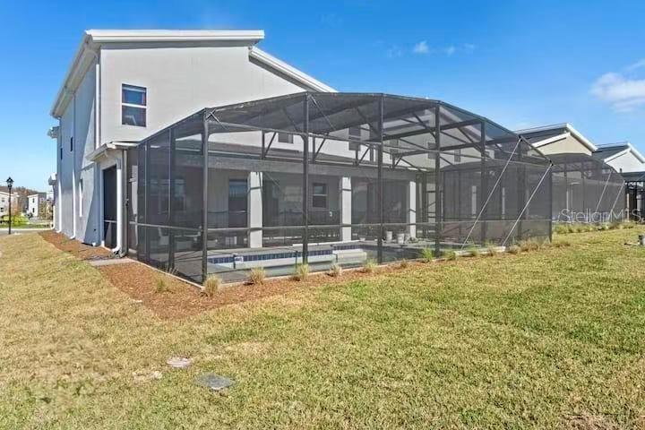 Image 33 of 56 For 4396 Quote Street