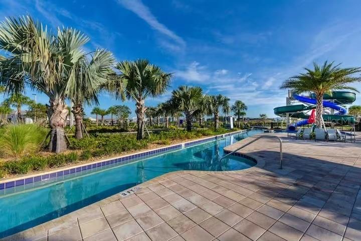 Image 44 of 56 For 4396 Quote Street