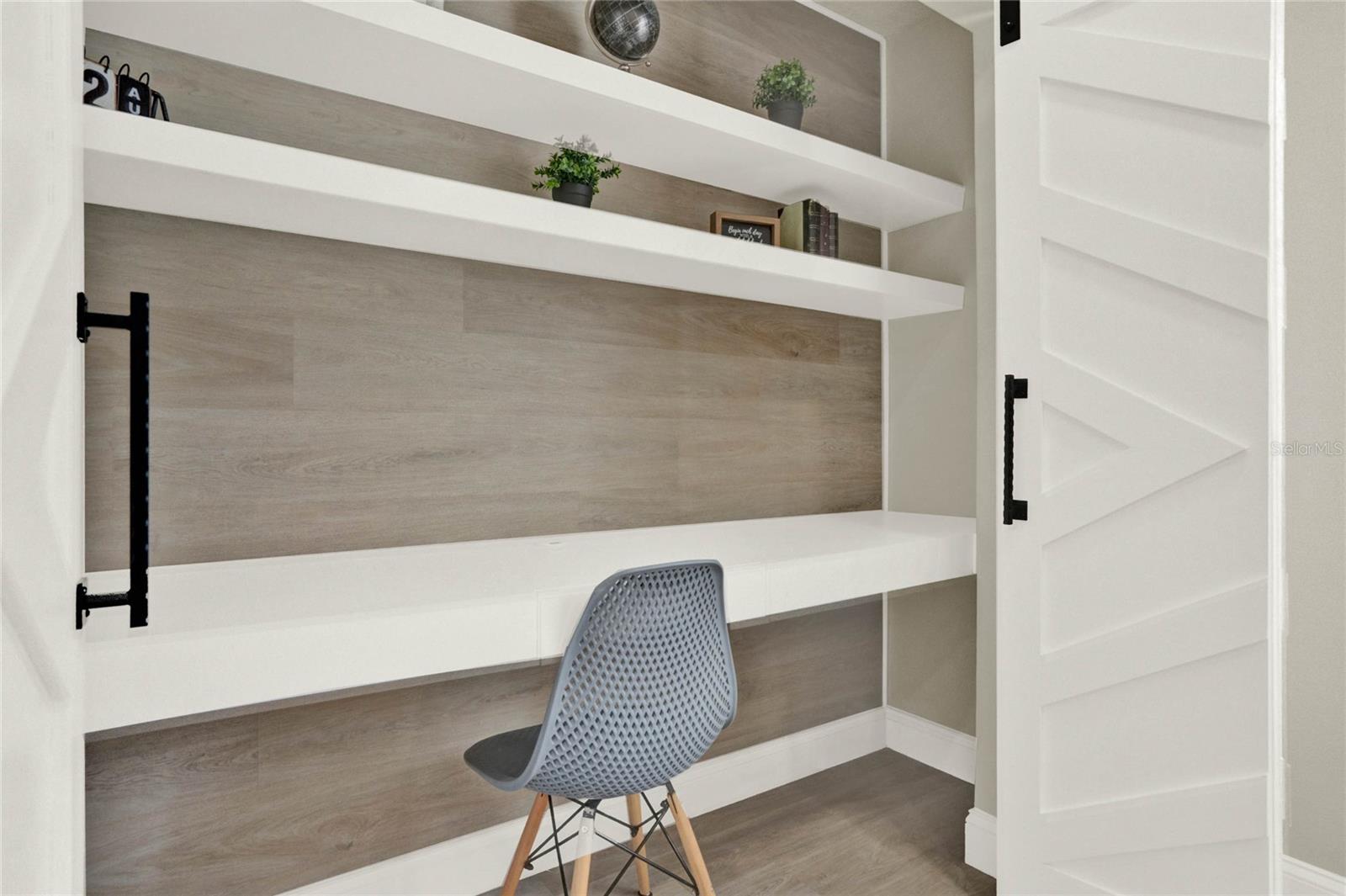 Image 13 of 38 For 188 Ridgemont Court