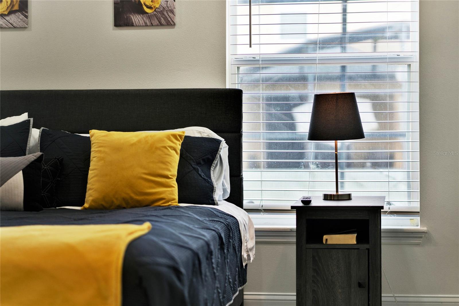 Image 19 of 38 For 188 Ridgemont Court