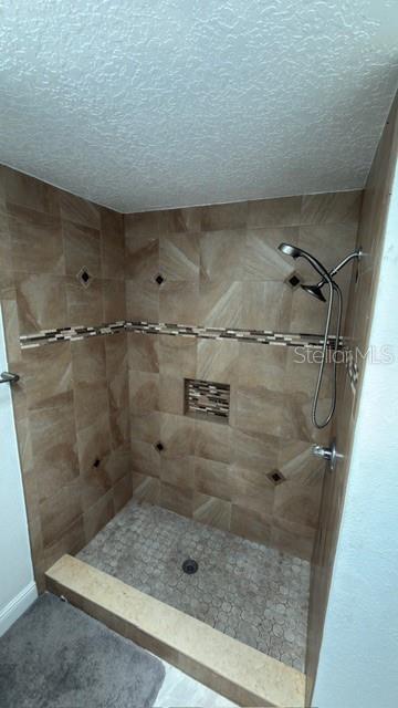 Image 26 of 37 For 633 Spring Oaks Boulevard