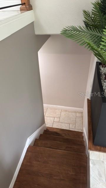 Image 28 of 37 For 633 Spring Oaks Boulevard