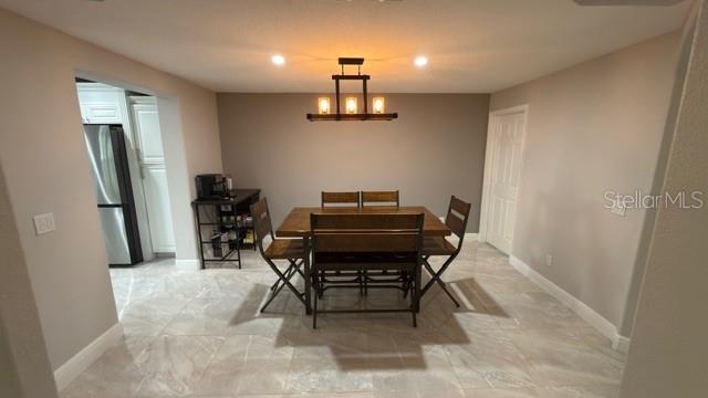 Image 6 of 37 For 633 Spring Oaks Boulevard