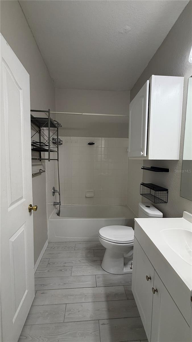 Image 18 of 38 For 2651 Maitland Crossing Way 102