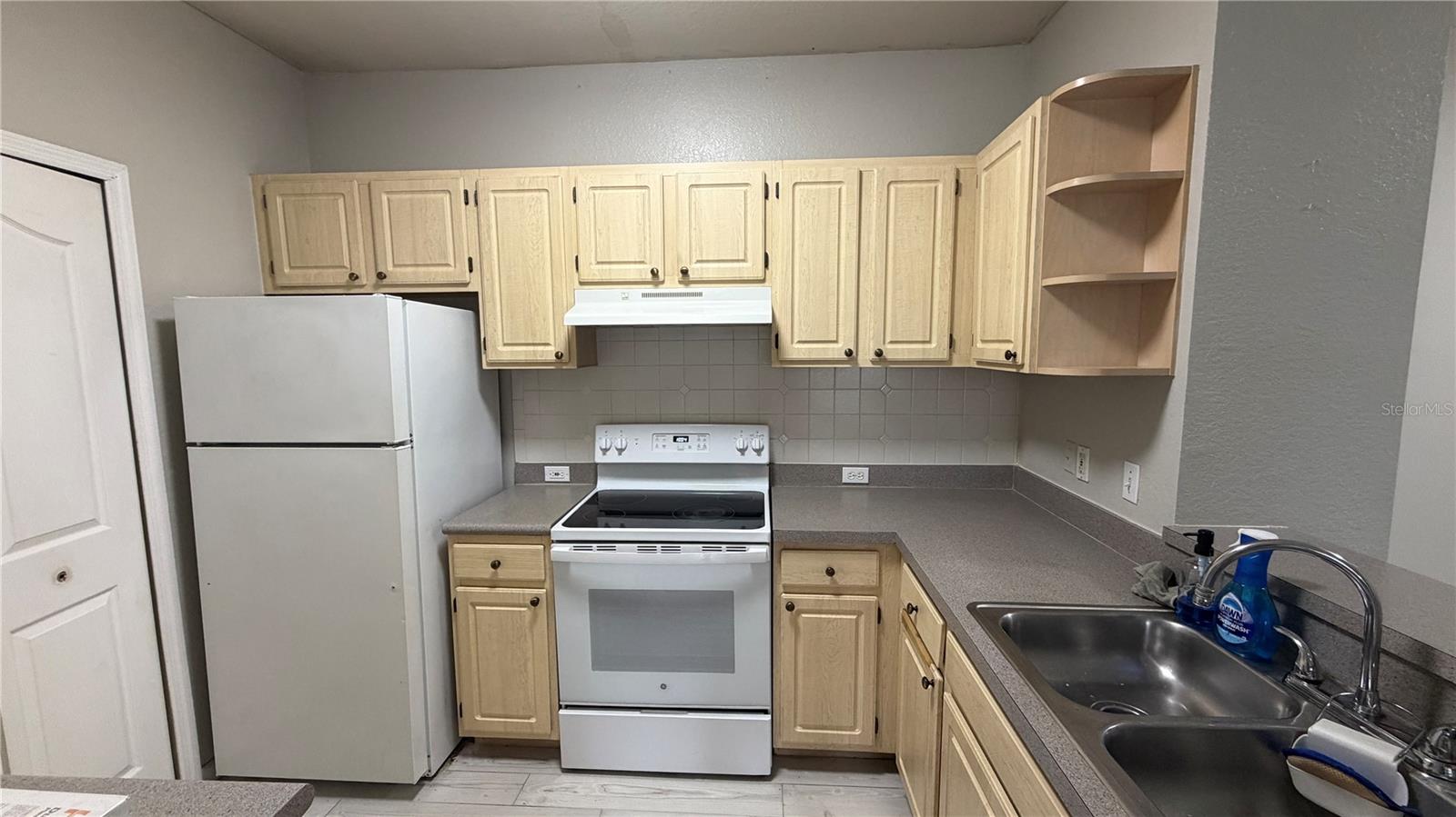 Image 9 of 38 For 2651 Maitland Crossing Way 102