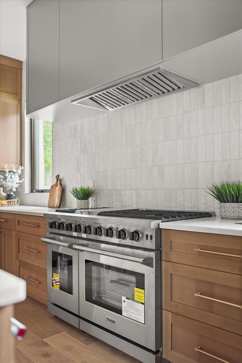 Image 18 of 87 For 2361 Mulbry Drive