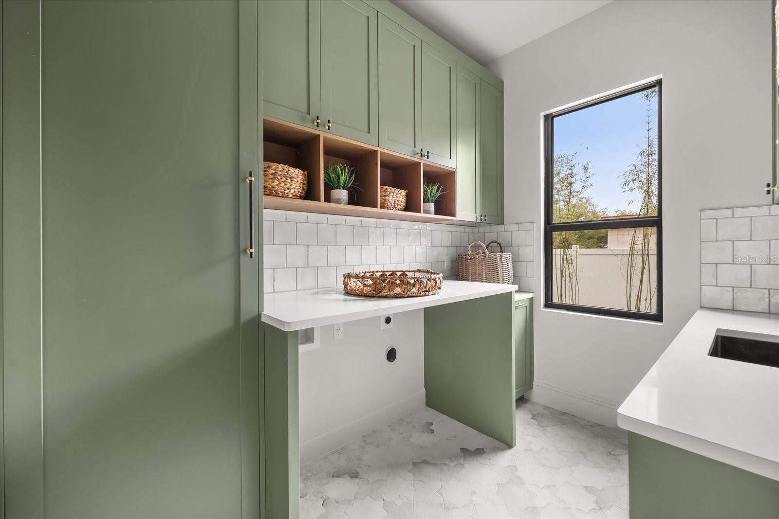 Image 32 of 87 For 2361 Mulbry Drive