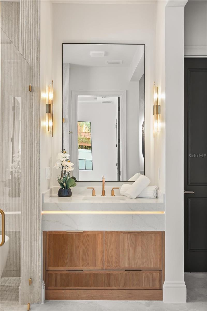 Image 46 of 87 For 2361 Mulbry Drive