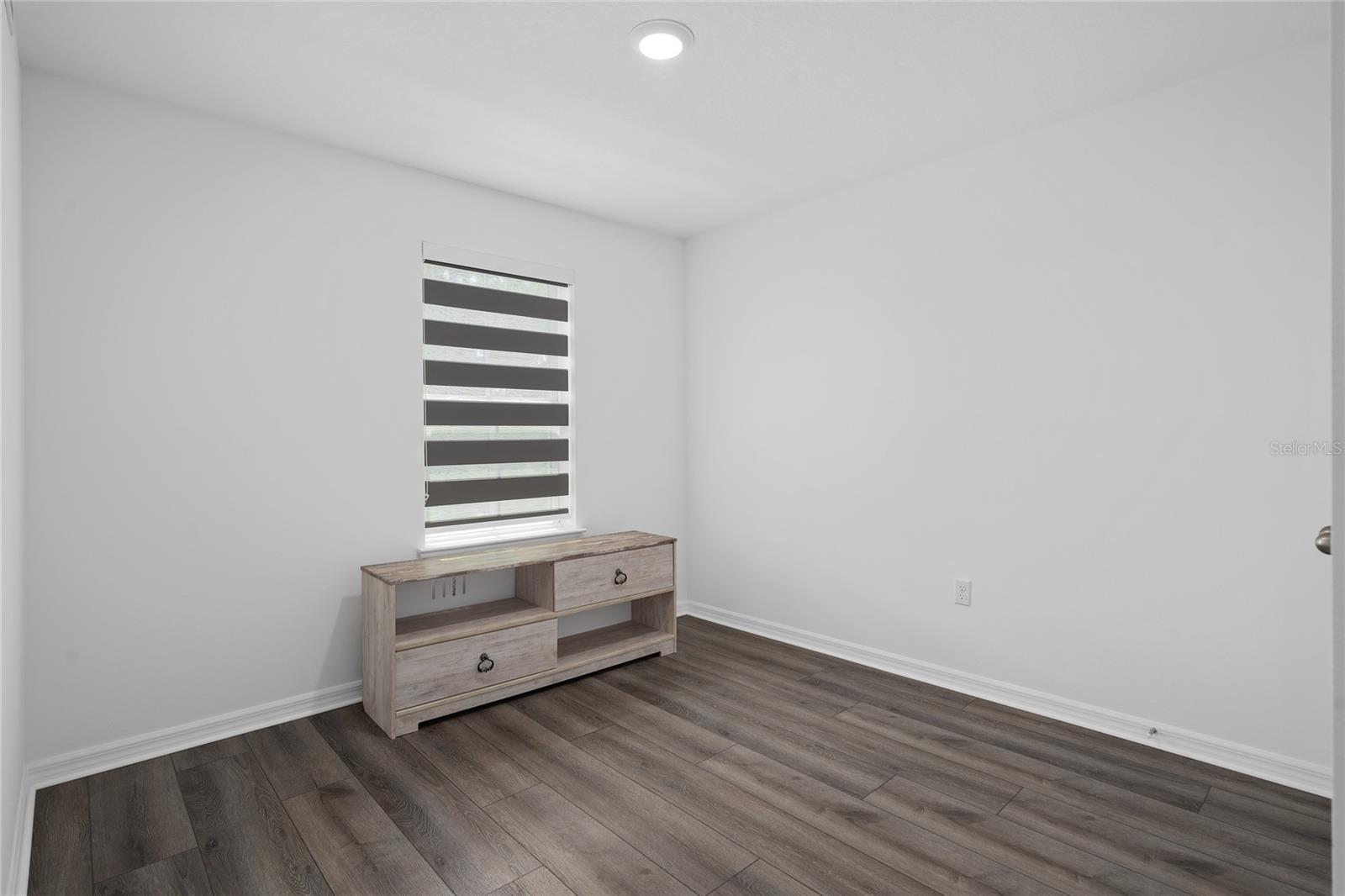 Image 18 of 44 For 655 Clark Street