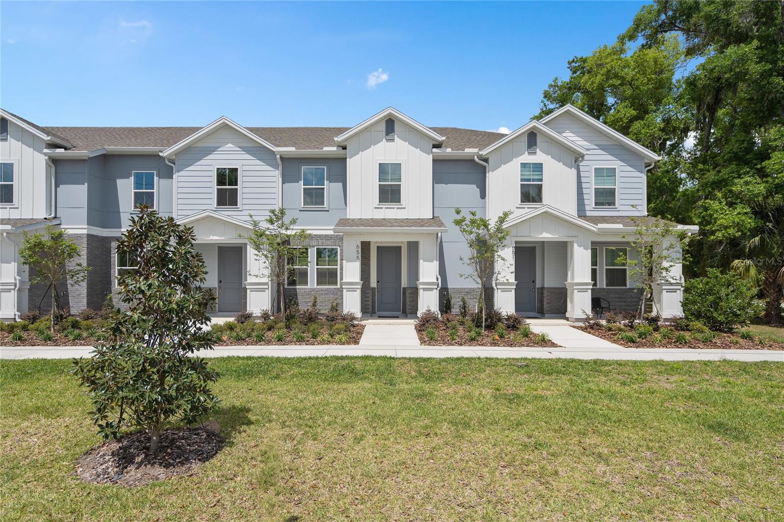 Image 27 of 44 For 655 Clark Street