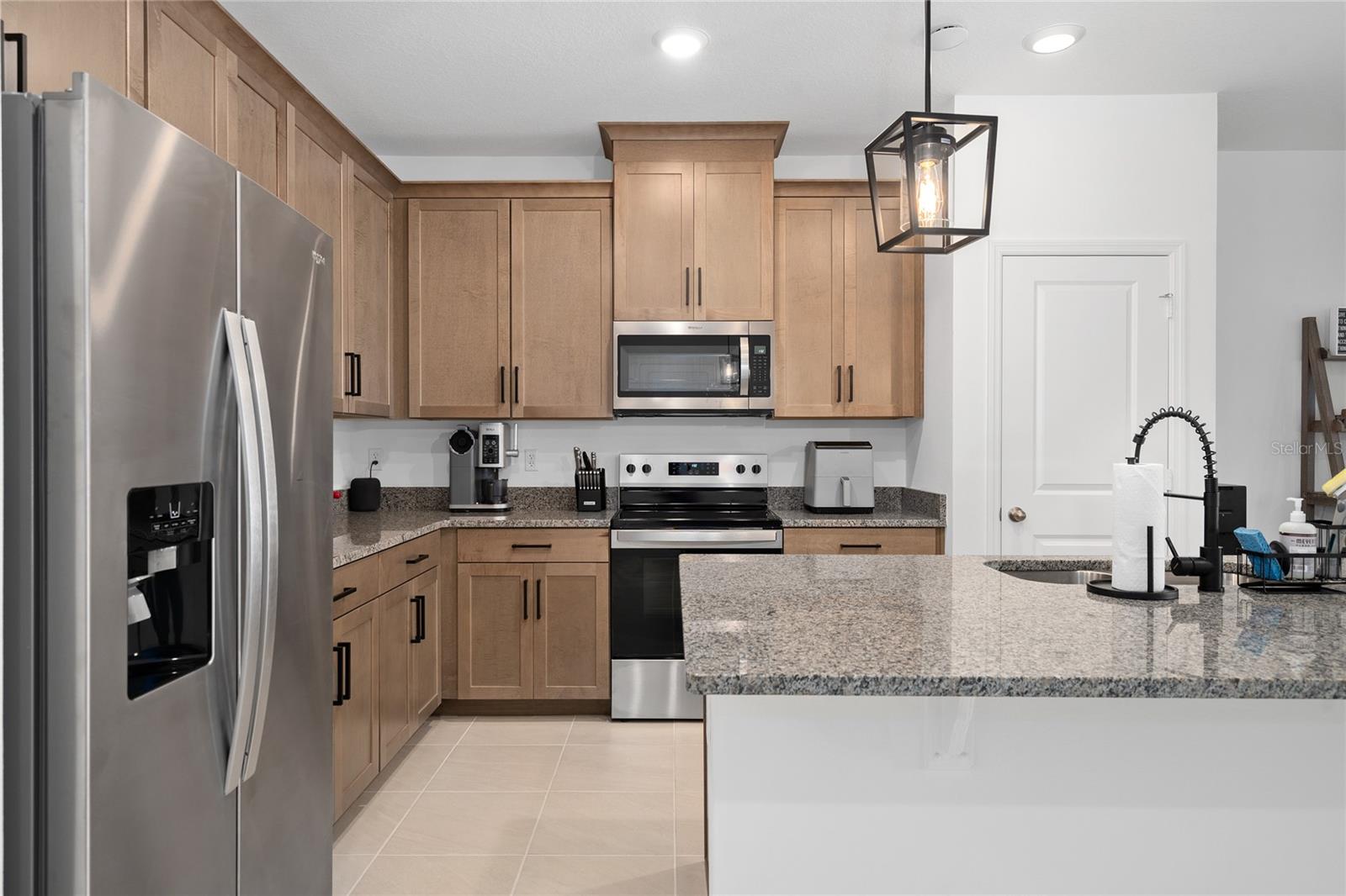 Image 8 of 44 For 655 Clark Street