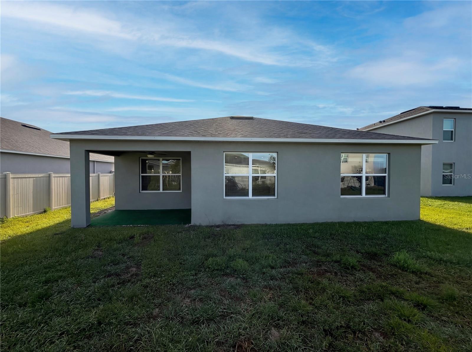 Image 5 of 21 For 1818 Irby Court