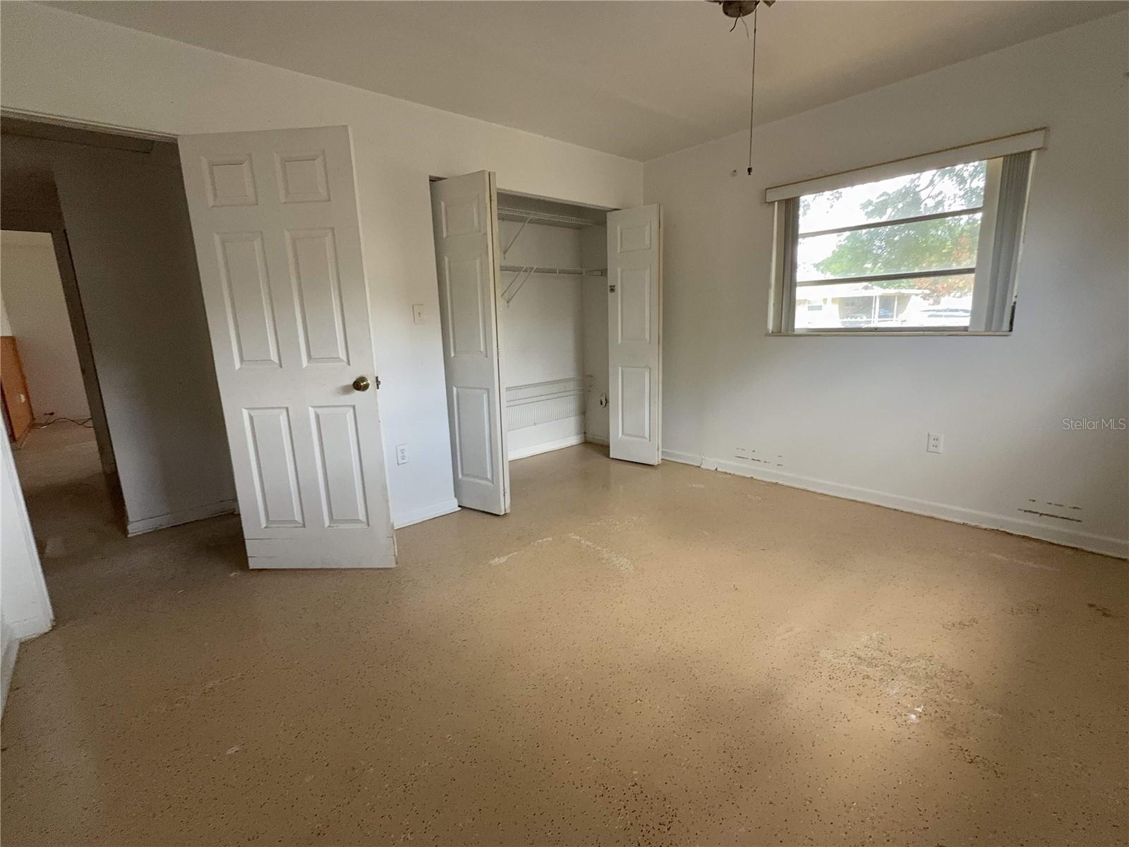 Image 10 of 23 For 6120 Edgebrook Drive