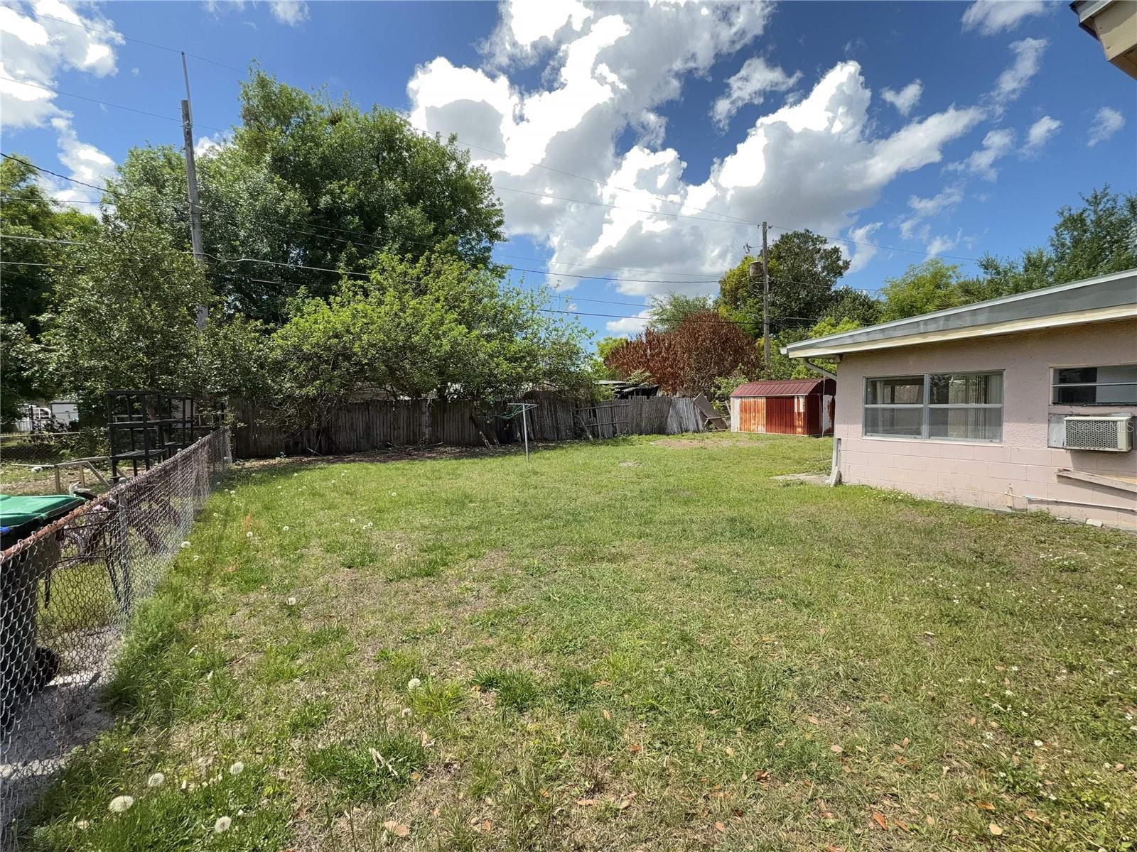 Image 19 of 23 For 6120 Edgebrook Drive