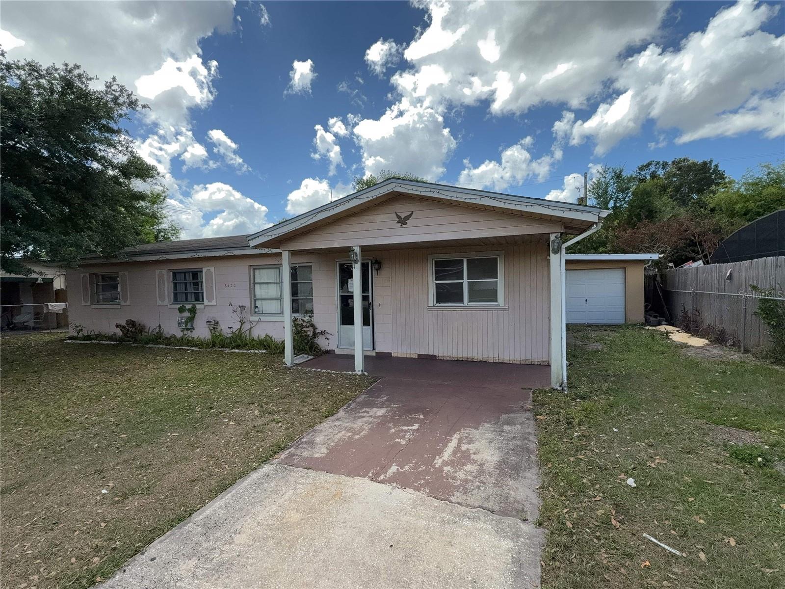 Image 3 of 23 For 6120 Edgebrook Drive