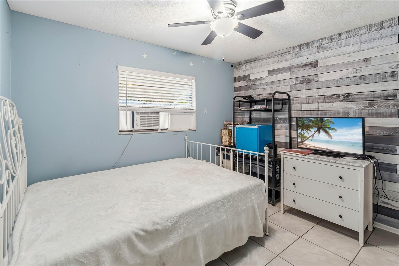 Image 19 of 27 For 6210 Spanish Oak Drive