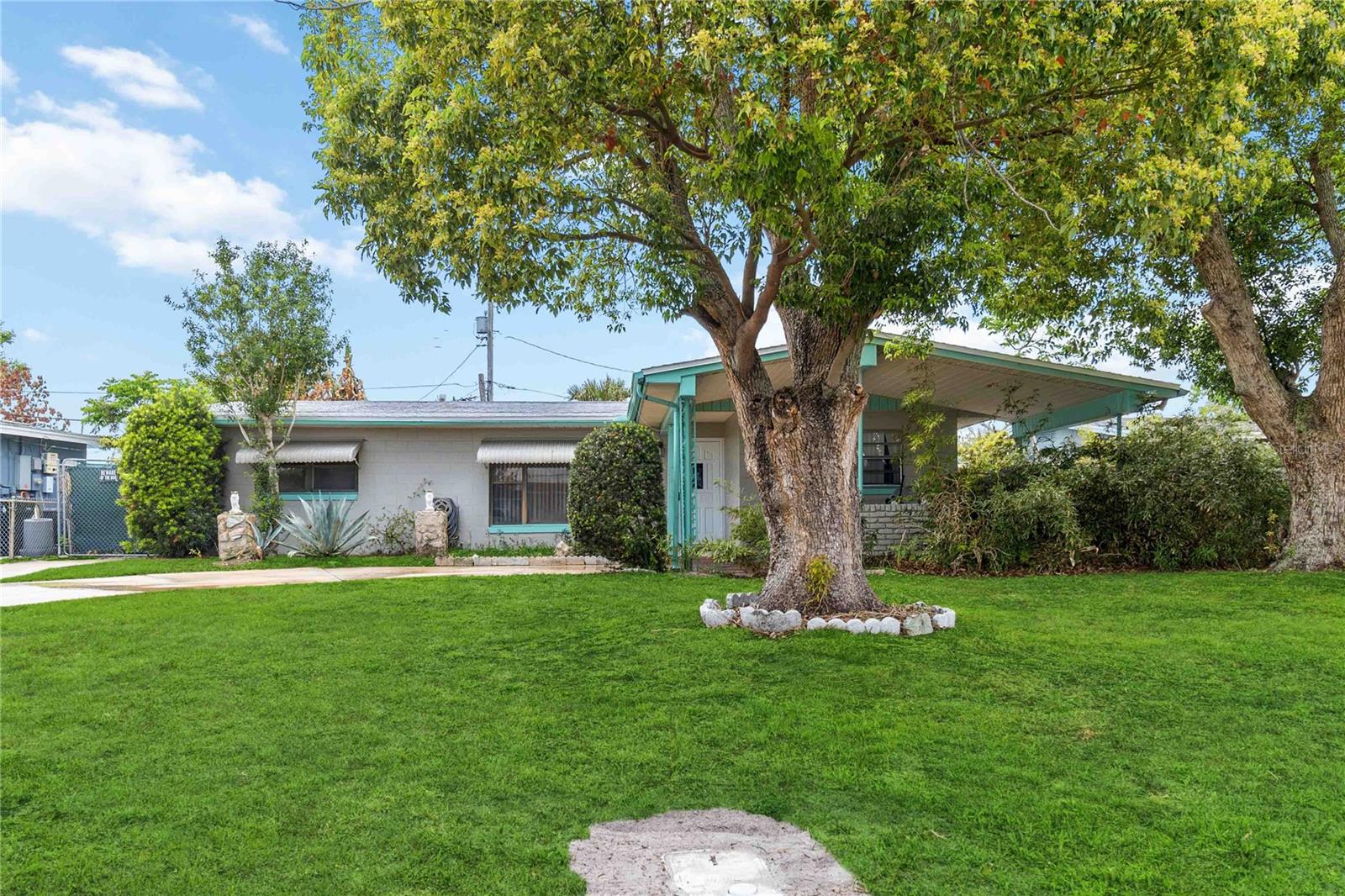 Image 2 of 27 For 6210 Spanish Oak Drive