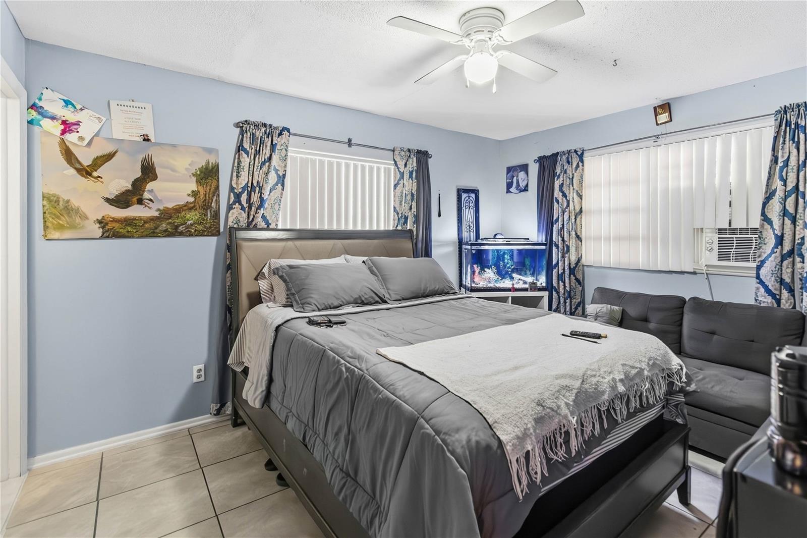 Image 21 of 27 For 6210 Spanish Oak Drive