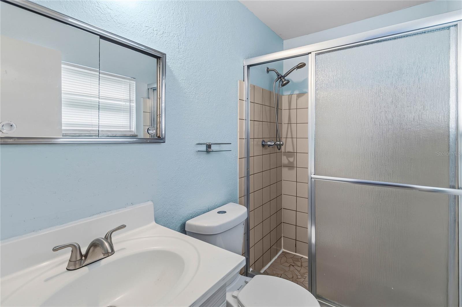 Image 22 of 27 For 6210 Spanish Oak Drive