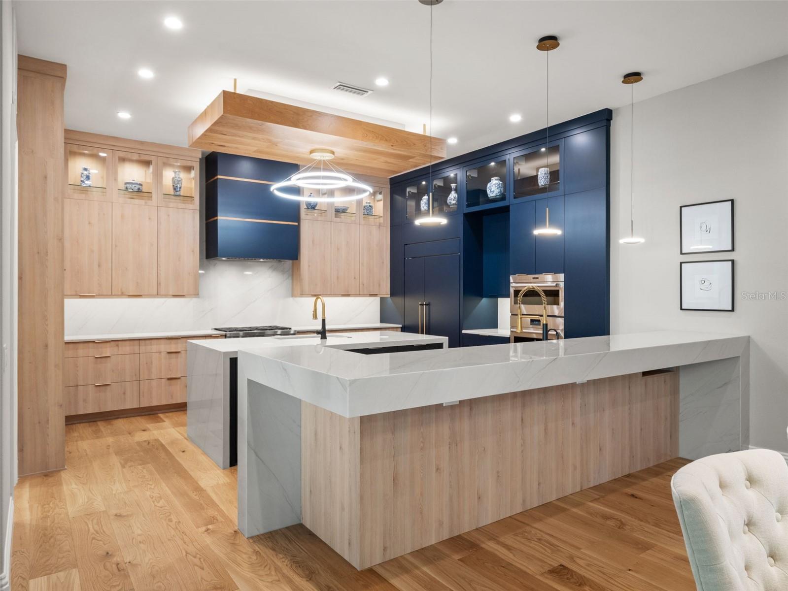 Image 22 of 72 For 9849 Covent Garden Drive