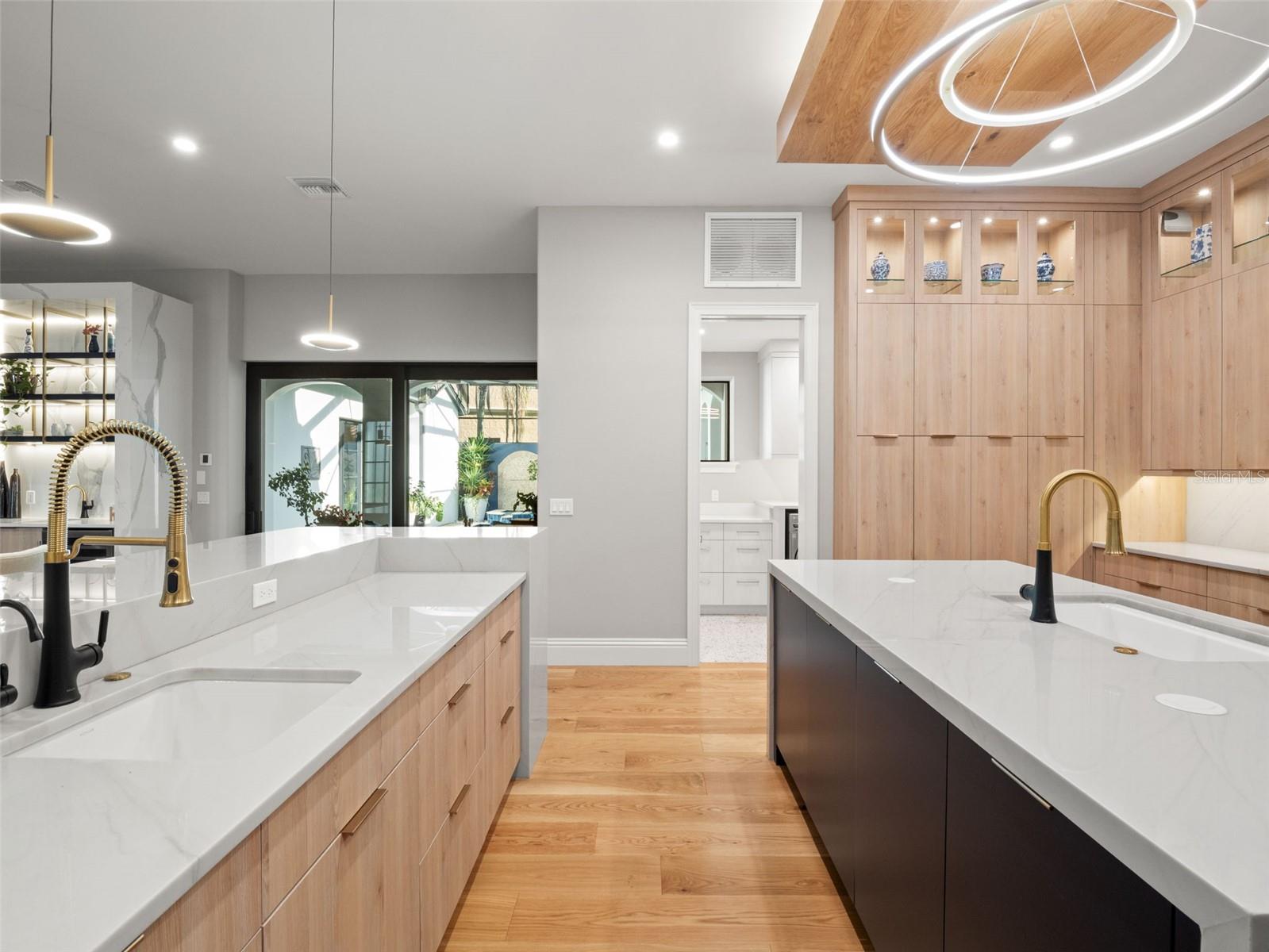 Image 23 of 72 For 9849 Covent Garden Drive