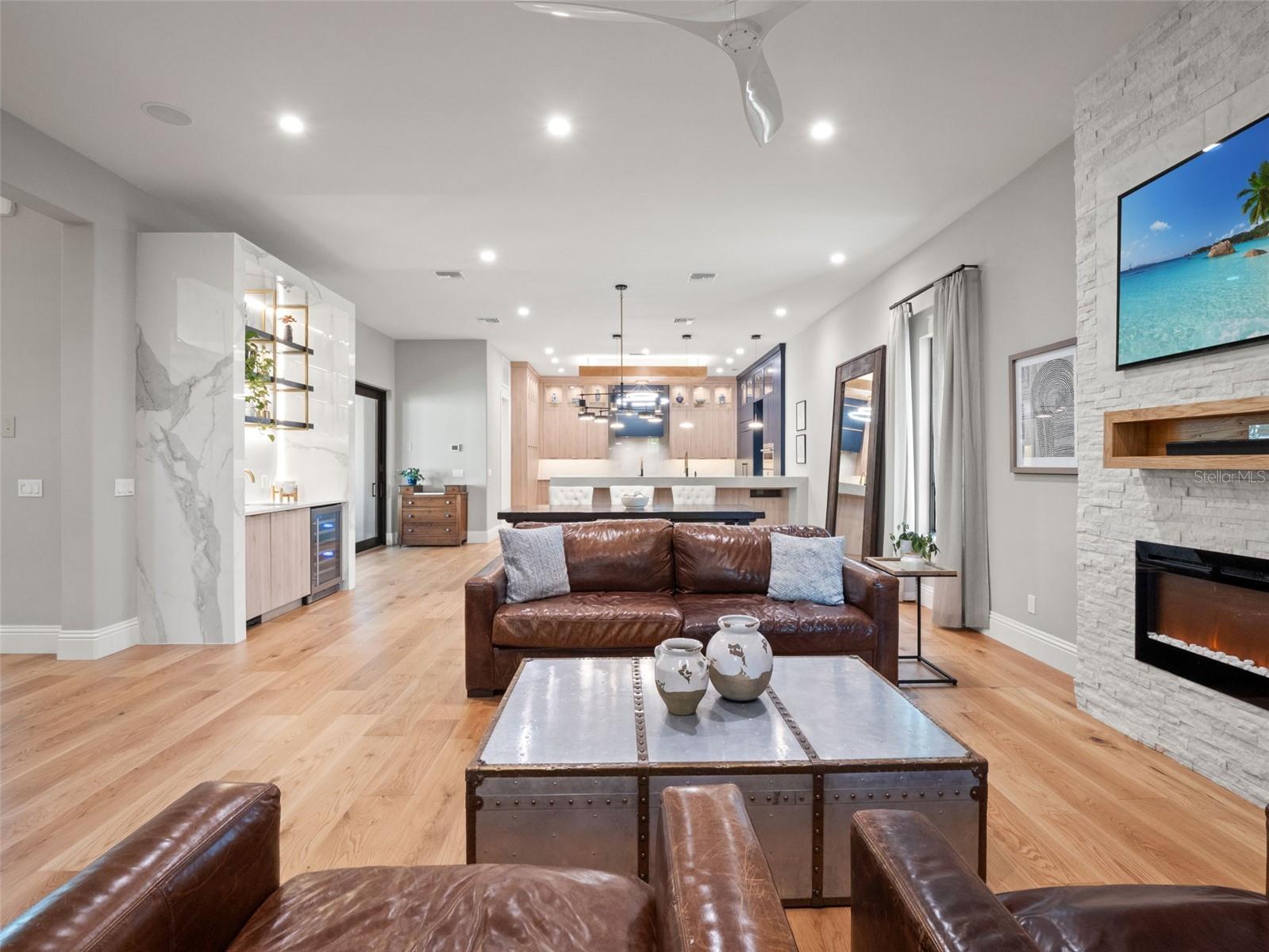 Image 39 of 72 For 9849 Covent Garden Drive