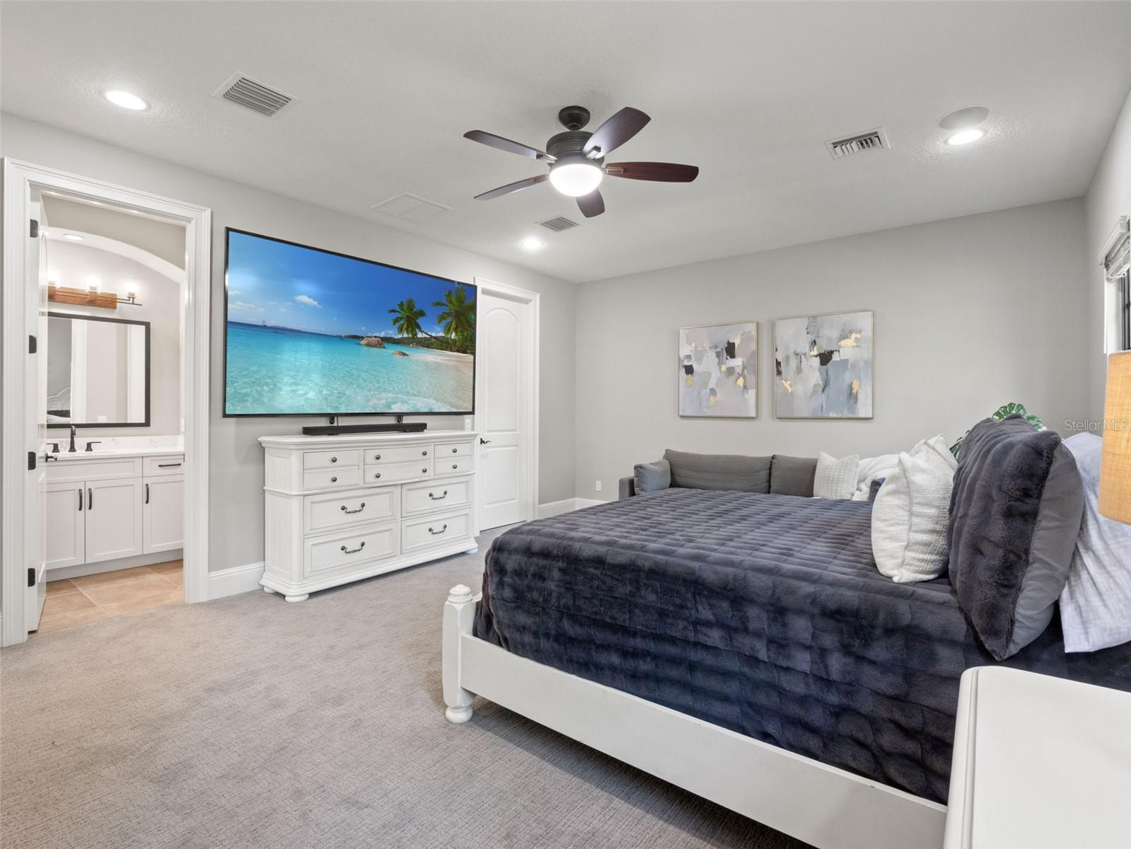 Image 58 of 72 For 9849 Covent Garden Drive