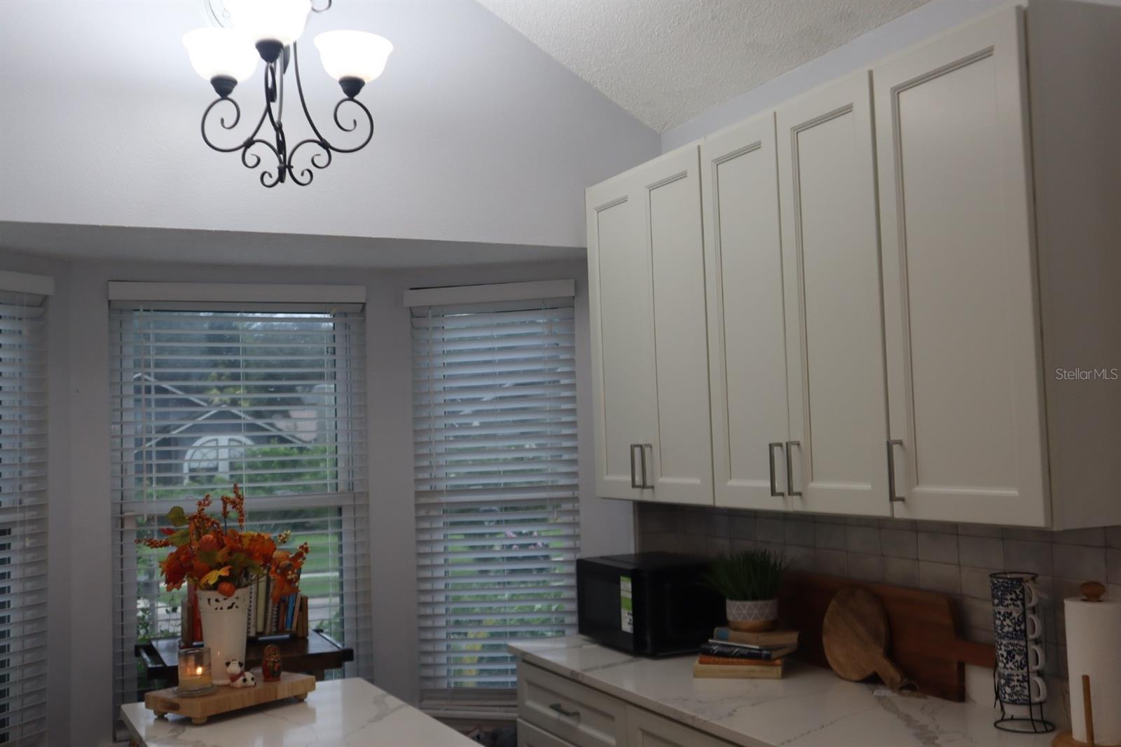 Image 10 of 26 For 5410 Old Oak Tree Dr