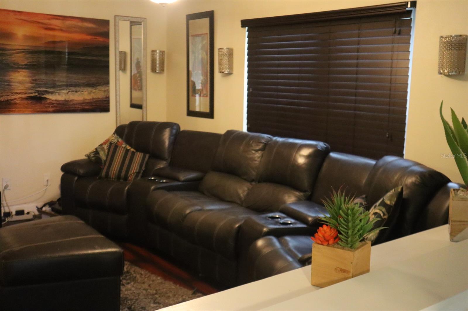 Image 17 of 26 For 5410 Old Oak Tree Dr