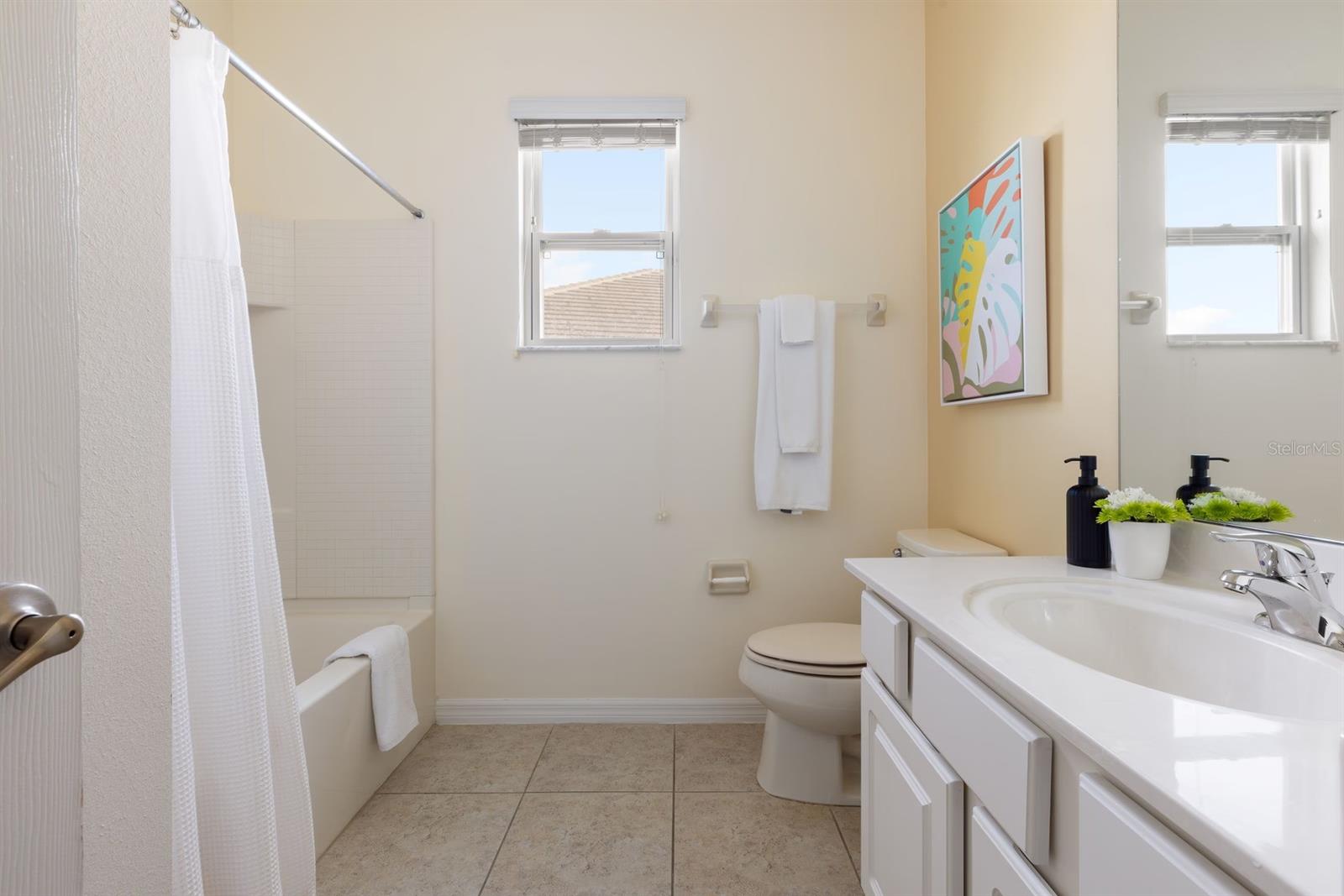 Image 25 of 49 For 6005 Broad Oak Drive