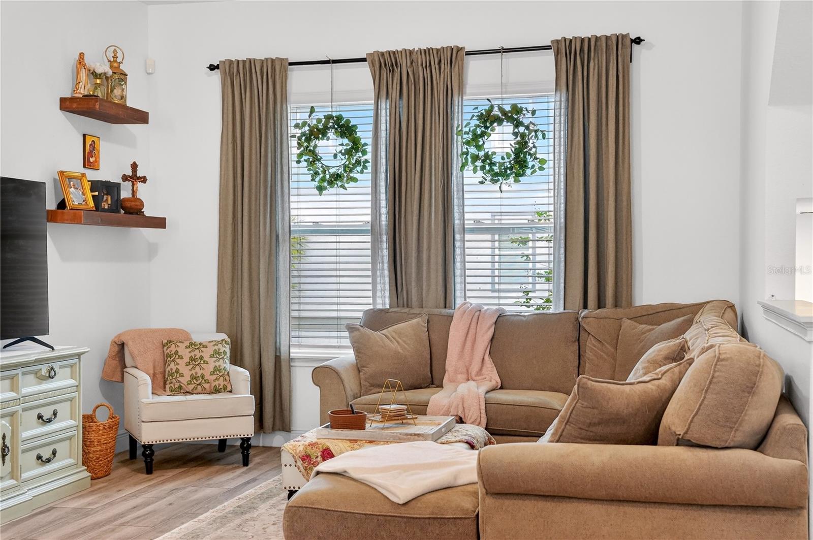 Image 19 of 58 For 8412 Karrer Ter