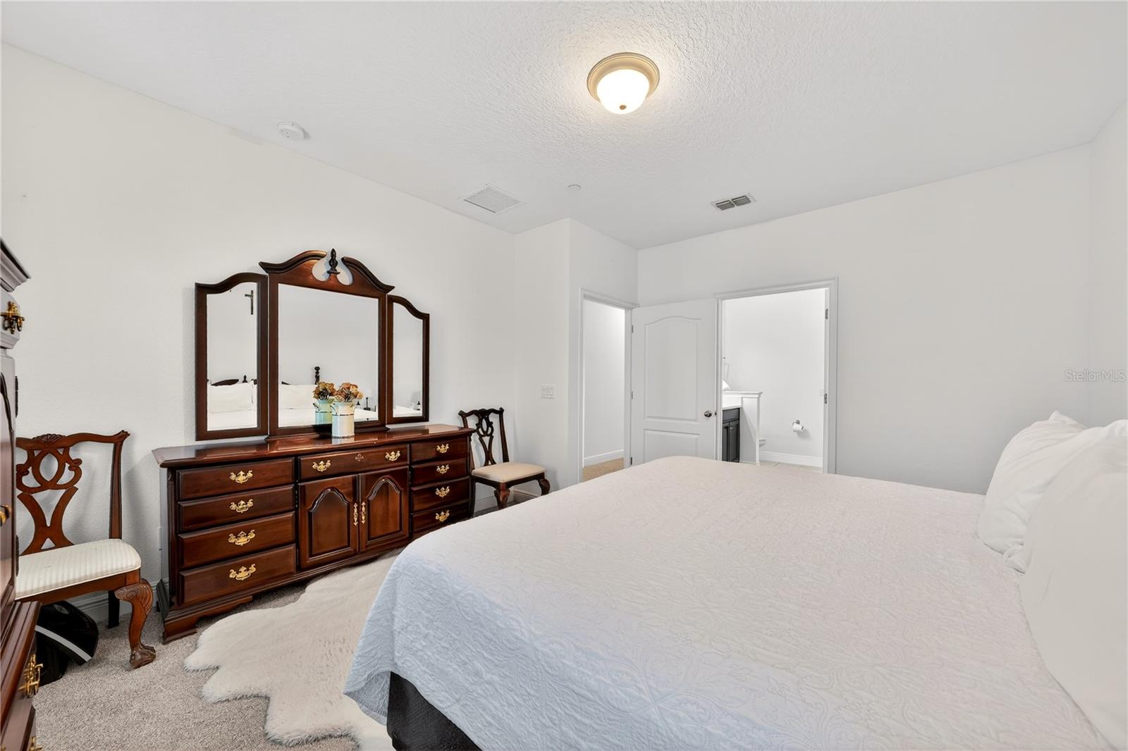 Image 26 of 58 For 8412 Karrer Ter