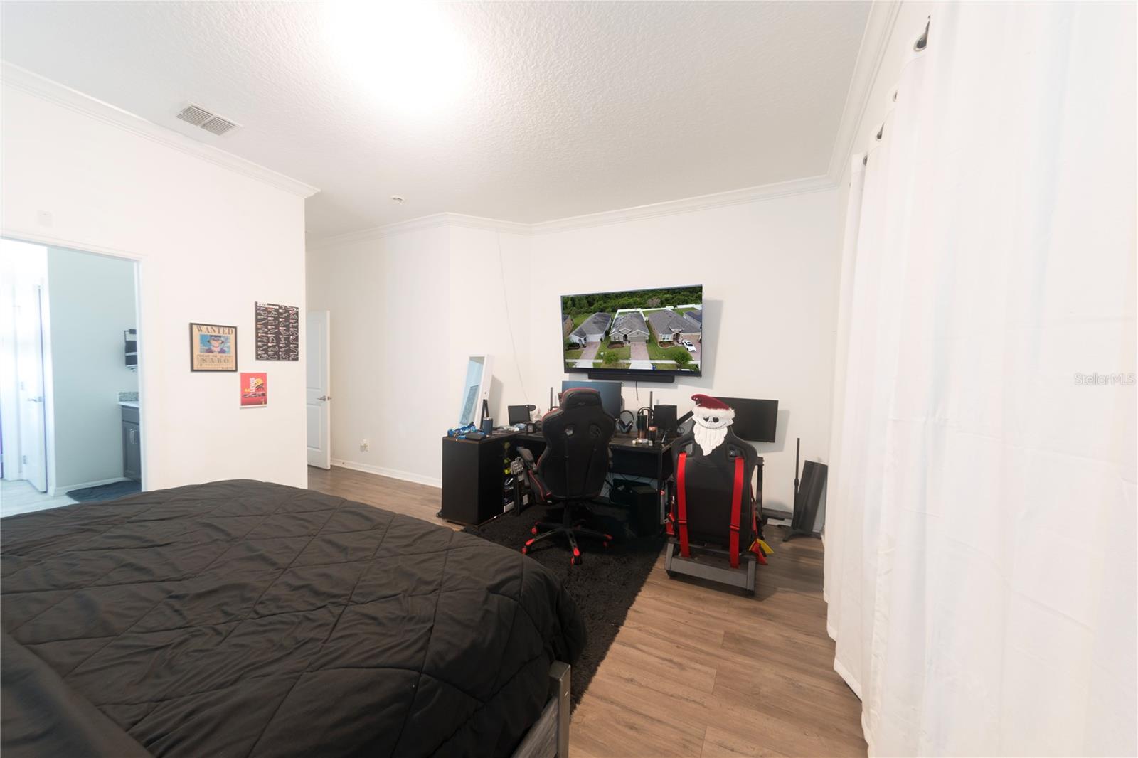 Image 19 of 44 For 4753 Riverwalk Drive